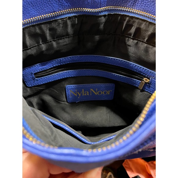 Nyla Noor blue shoulder handbag - Picture 2 of 4